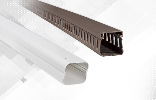 Plastic cable trunkings